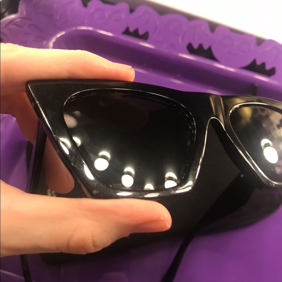 SOLD Celine Edge Sunglasses CL41468/S Hailey Bieber - Picture 16 of 16
